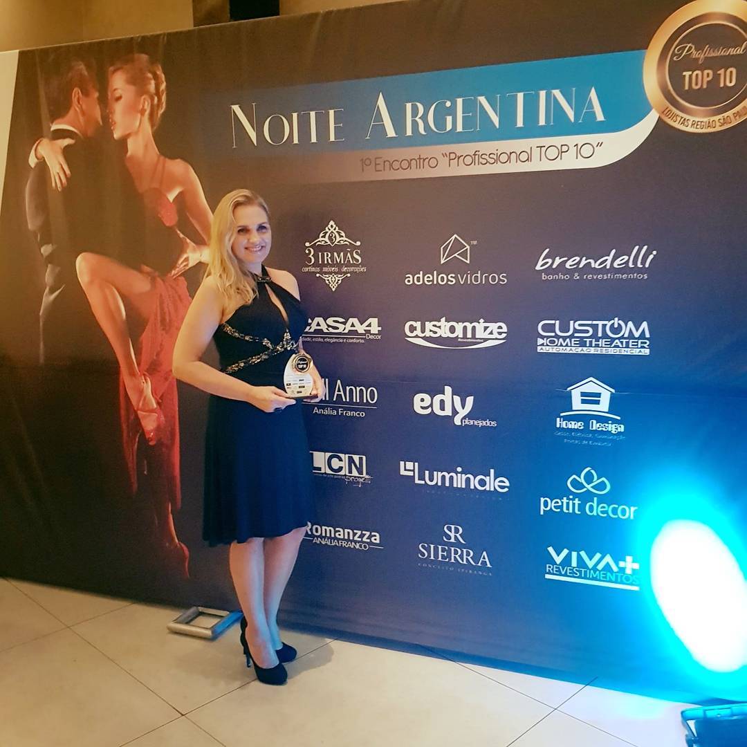 Premio da Cris, no evento da Arabesco!